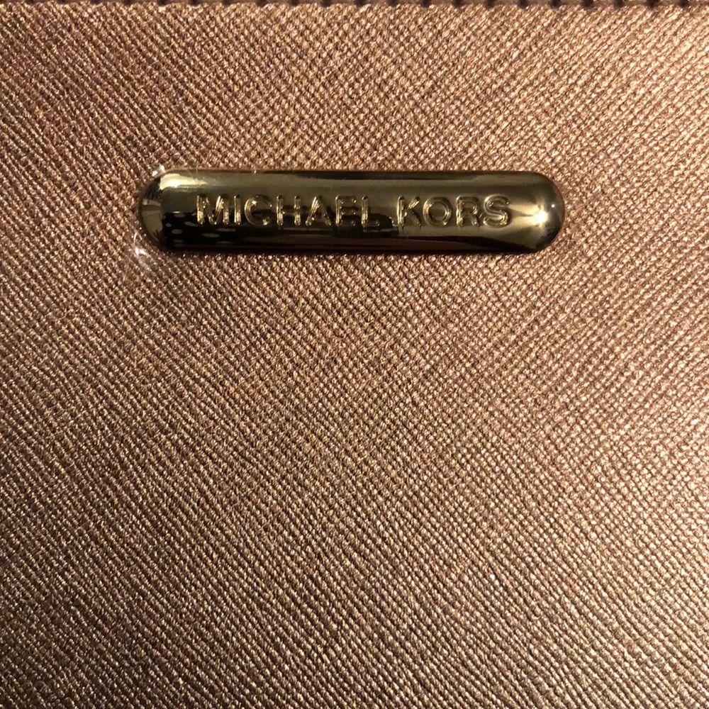 Michael Kors Clutch - Picture 2 of 3